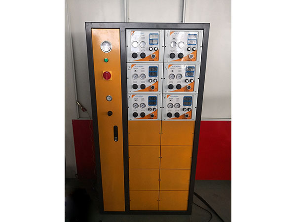 往復機噴塑機